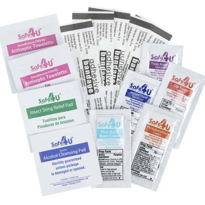 Frosty Clipper Deluxe First Aid Kit