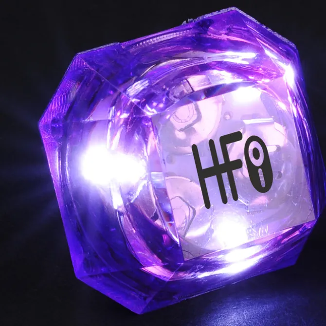 Gem Light-Up Ring - Princess Cut - 24 hr