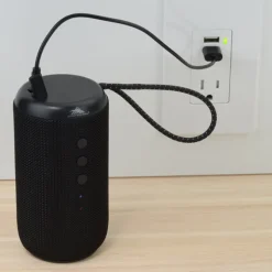 High Sierra Kodiak Outdoor Bluetooth Speaker