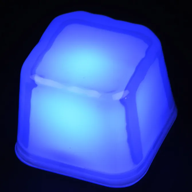 Light-Up Ice Cube - Multicolor
