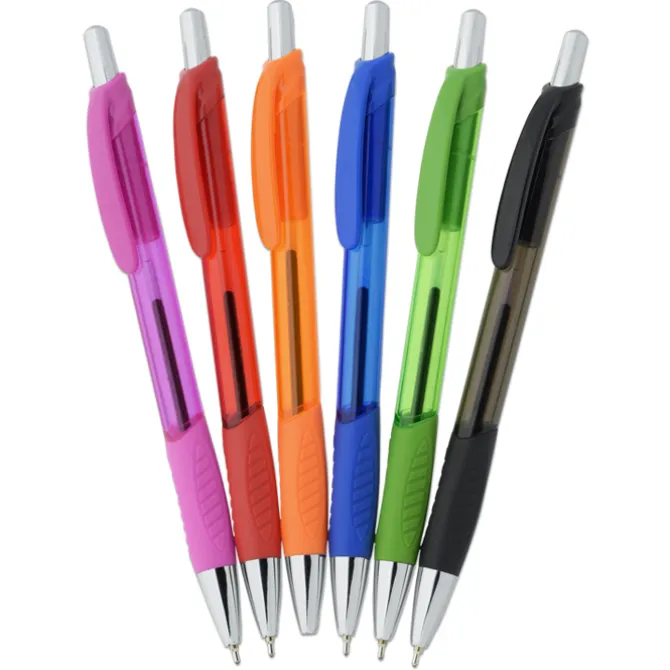 Macaw Pen