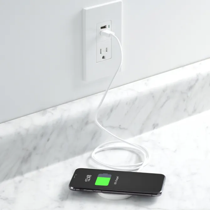 MagClick Fast Wireless Charging Pad