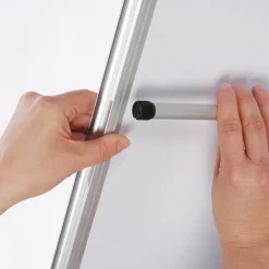Rapid Change Retractable Banner Display