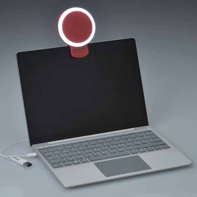 Reach Ring Light