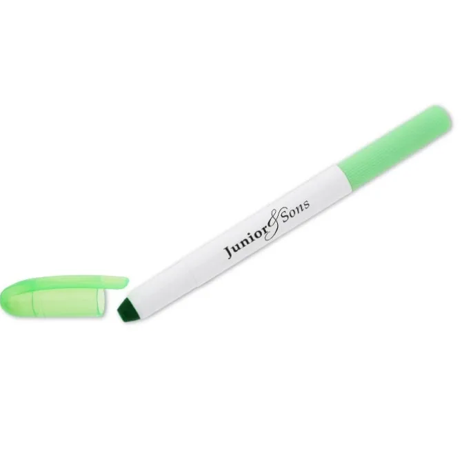 Straight-Up Gel Highlighter